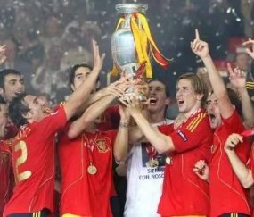 九游会电竞 - 纳达尔迎来五赛季高光表现，西班牙队球迷沸腾！