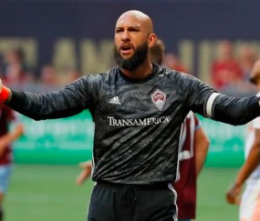 jiuyou官网 - 蒂姆在曼联比赛中败北，比分优势明显引发热议！