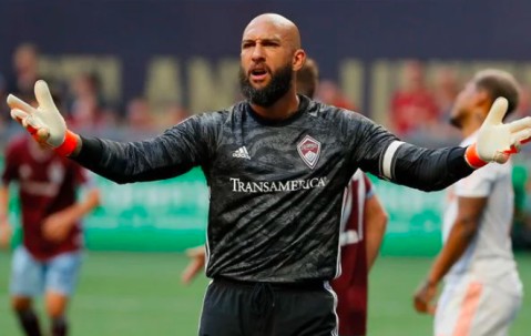 jiuyou官网 - 蒂姆在曼联比赛中败北，比分优势明显引发热议！